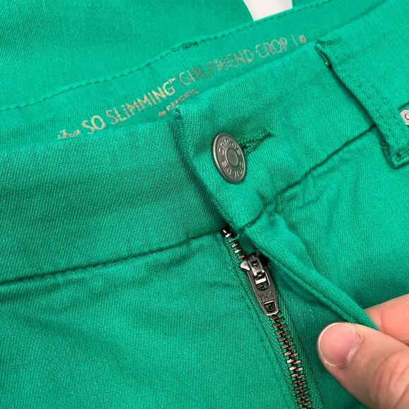 Chico's | So Slimming Girlfriend Crop Jeans High Rise Green Denim Chicos 2/US 12 - Picture 3 of 7